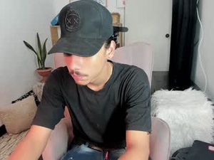 Screenshot from santiagoxxxtreme_ webcams