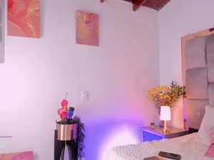 Screenshot from sara_madrid_ webcams