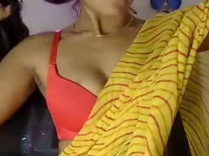 Screenshot from sara_shrma webcams