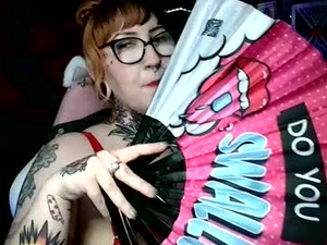Screenshot from saraht666 webcams