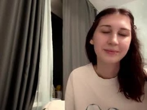 Screenshot from saranewmon webcams