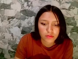 Screenshot from sayuce_black webcams
