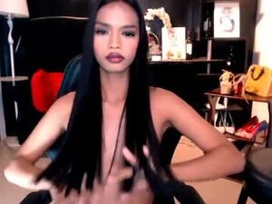 Screenshot from scarlette_sluttish_princess webcams