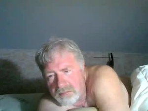 Screenshot from seeuinmyroom webcams