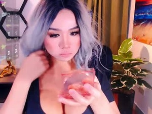 Screenshot from selfsucker_queen04 webcams