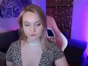 Screenshot from serena_johnsons webcams