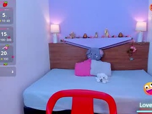 Screenshot from serenarose8 webcams