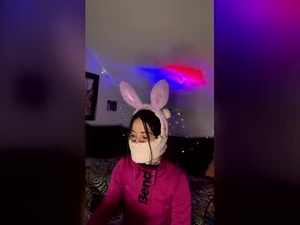 Screenshot from sexikiti webcams