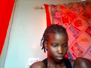 Screenshot from sexy_petittie webcams