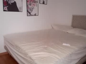 Screenshot from sexyandmarried webcams