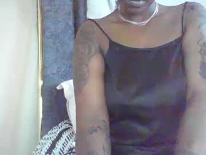 Screenshot from sexybabyface555 webcams