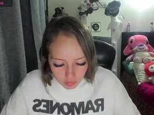 Screenshot from sexyblondiey webcams