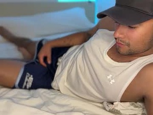 Screenshot from sexyloverspain webcams