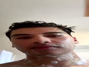 Screenshot from sexytwinkmax webcams