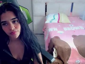 Screenshot from shalome_bronw webcams