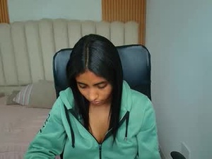 Screenshot from shaneelle webcams