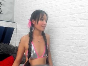 Screenshot from shanel_white webcams