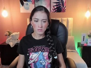 Screenshot from sharonsander1 webcams