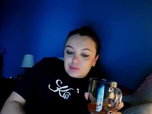 Screenshot from shesyourdream webcams