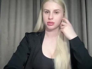 Screenshot from shyfox02 webcams