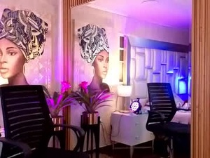 Screenshot from sienna_desiree webcams