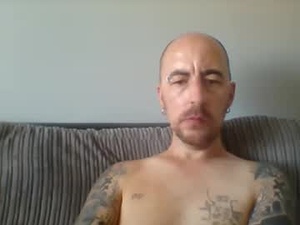 Screenshot from silent_v_81 webcams