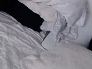 Screenshot from sippysecrets13 webcams