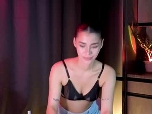 Screenshot from siren_eyes webcams