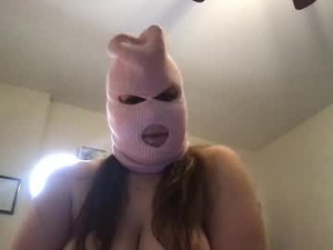 Screenshot from skimaskloverseh webcams