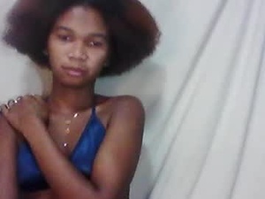 Screenshot from skinygirl2 webcams