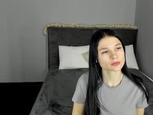 Screenshot from skinyjoy webcams