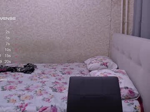 Screenshot from skyqueeni webcams