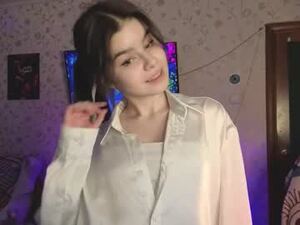 Screenshot from sladkoezka webcams