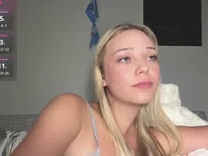 Screenshot from slavgirll webcams