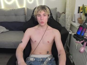 Screenshot from slippery_baby webcams