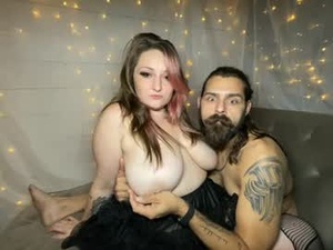 Screenshot from slut_and_the_falcon webcams