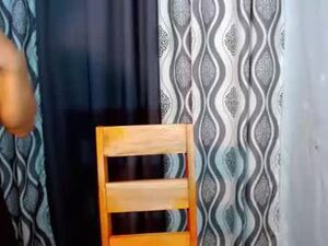 Screenshot from slutqueen_raz webcams
