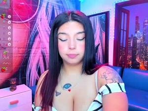 Screenshot from small__naughty webcams