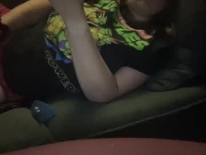Screenshot from smutmamareads webcams