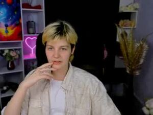 Screenshot from smuzi_muzi webcams