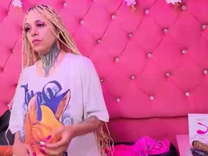 Screenshot from sofii_anal_ webcams