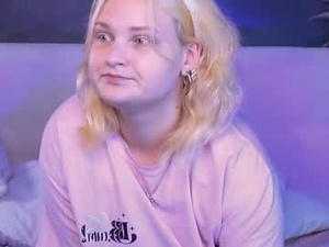 Screenshot from soft_sofi webcams