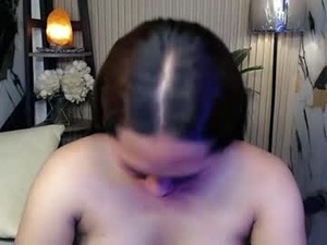 Screenshot from solana_phoebe webcams