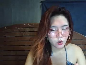 Screenshot from sophie121199 webcams