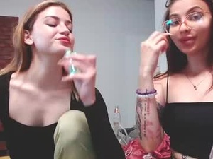 Screenshot from sophiedavisss webcams