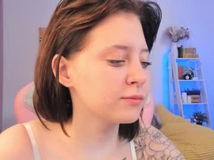 Screenshot from sophiee_lane webcams