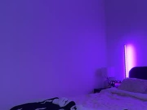 Screenshot from sophieee2 webcams