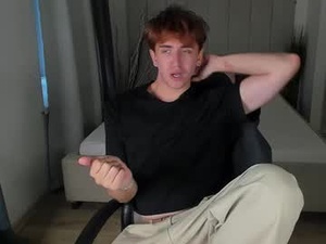 Screenshot from sovin_grako webcams
