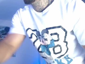 Screenshot from soy_apolo webcams