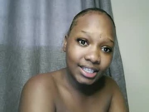 Screenshot from spicey_nelly webcams